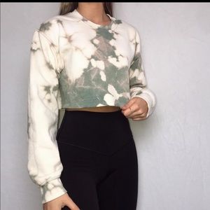 Hand bleached and cropped crew